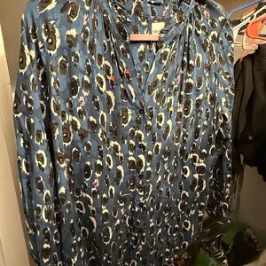 NIC+ZOE Blue Leopard Print Button-Up Top